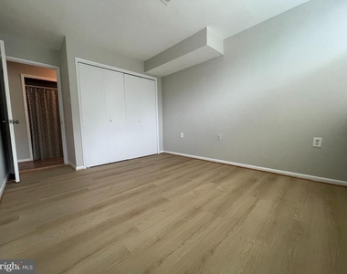 4360 Ivymount Court - Photo Thumbnail 10