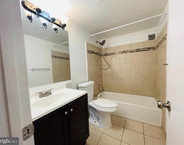 4360 Ivymount Court - Photo Thumbnail 8