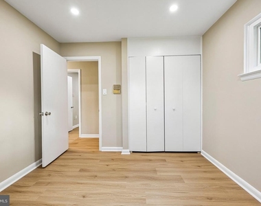 7200 Vellex Lane - Photo Thumbnail 30