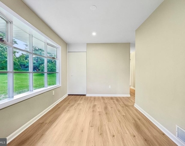 7200 Vellex Lane - Photo Thumbnail 19