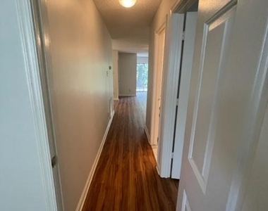 12104 Greenway Court - Photo Thumbnail 15