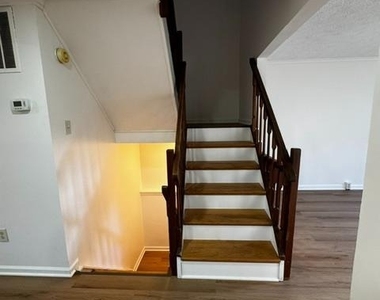 13238 Custom House Court - Photo Thumbnail 14