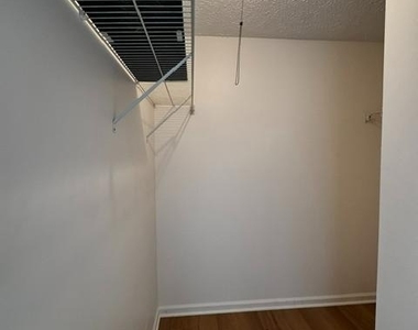 13238 Custom House Court - Photo Thumbnail 40