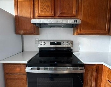 13238 Custom House Court - Photo Thumbnail 22