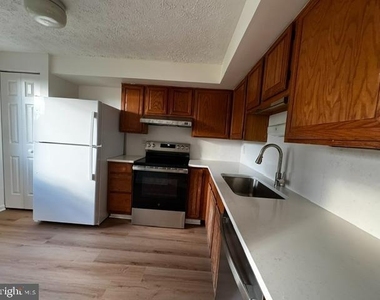 13238 Custom House Court - Photo Thumbnail 25