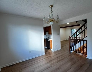 13238 Custom House Court - Photo Thumbnail 16
