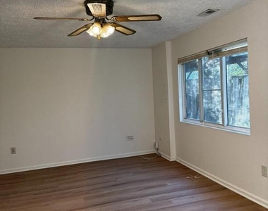 13238 Custom House Court - Photo Thumbnail 85