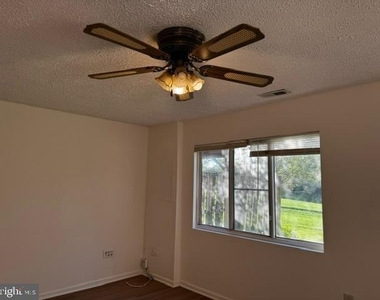 13238 Custom House Court - Photo Thumbnail 81