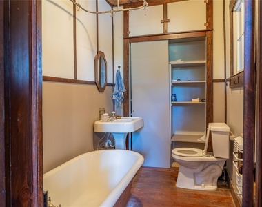 115 N Lockhart St - Photo Thumbnail 24