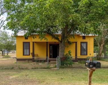 115 N Lockhart St - Photo Thumbnail 2
