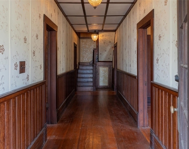 115 N Lockhart St - Photo Thumbnail 7