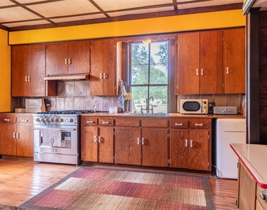 115 N Lockhart St - Photo Thumbnail 11