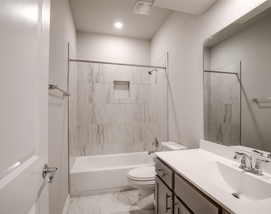 5405 Charles Merle Dr - Photo Thumbnail 19