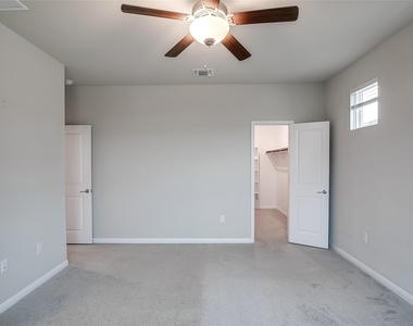 5405 Charles Merle Dr - Photo Thumbnail 14