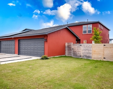 5405 Charles Merle Dr - Photo Thumbnail 24