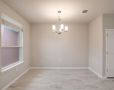 5405 Charles Merle Dr - Photo Thumbnail 22
