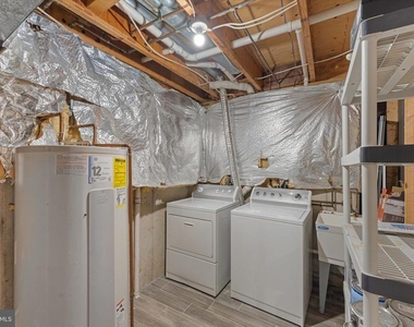 1431 Newport Springs Court - Photo Thumbnail 25