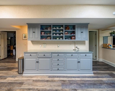 1115 Amanda Drive - Photo Thumbnail 44
