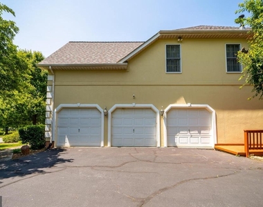 1115 Amanda Drive - Photo Thumbnail 62