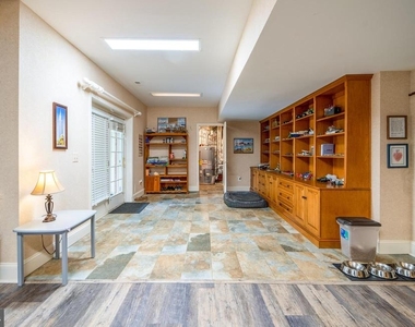 1115 Amanda Drive - Photo Thumbnail 49