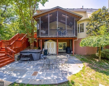 1115 Amanda Drive - Photo Thumbnail 50