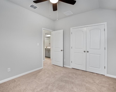 127 Wrangell Way - Photo Thumbnail 25