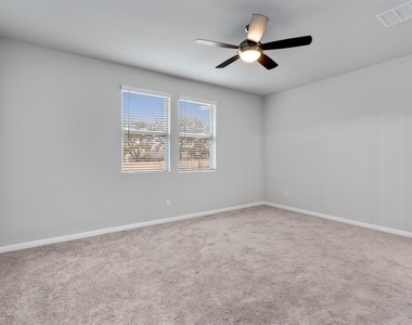127 Wrangell Way - Photo Thumbnail 11