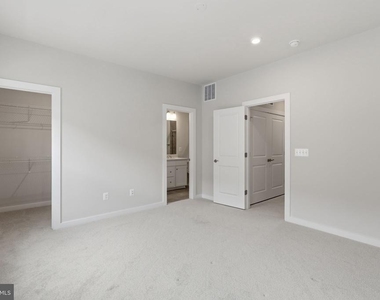 2118 Acadia Road - Photo Thumbnail 22