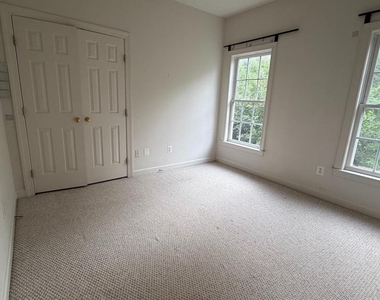 12525 Cerromar Place - Photo Thumbnail 26