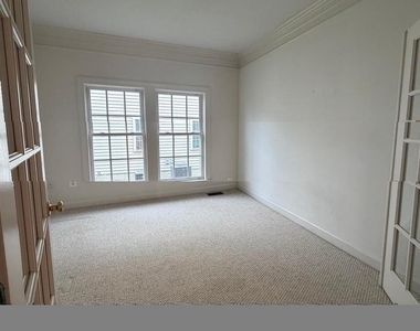 12525 Cerromar Place - Photo Thumbnail 10
