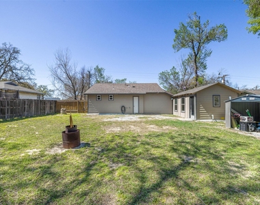 823 Hickory St - Photo Thumbnail 17