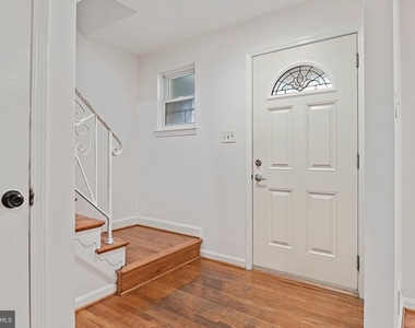 8701 Parliament - Photo Thumbnail 4