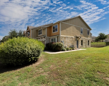 1620 Bryant Dr - Photo Thumbnail 1