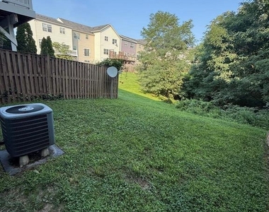 113 Gretchen Court - Photo Thumbnail 19