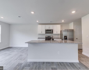117 Grasmere Street - Photo Thumbnail 5