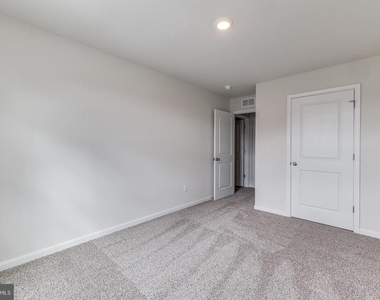117 Grasmere Street - Photo Thumbnail 20