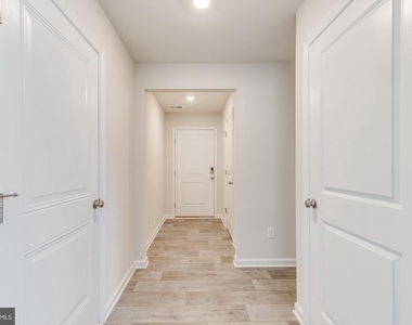 117 Grasmere Street - Photo Thumbnail 1
