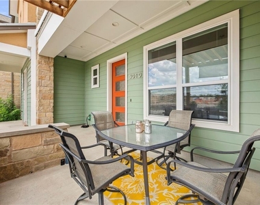 3919 Vaughan St - Photo Thumbnail 2