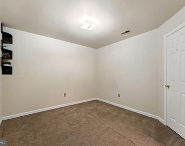 726 Pine Tree Court - Photo Thumbnail 31