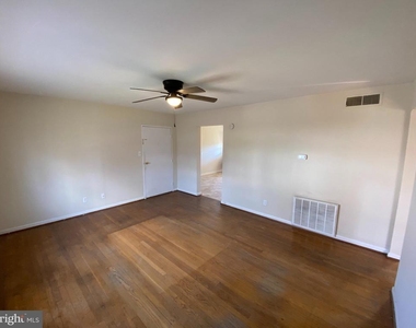 423 Hill Street - Photo Thumbnail 4