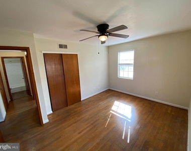 423 Hill Street - Photo Thumbnail 12
