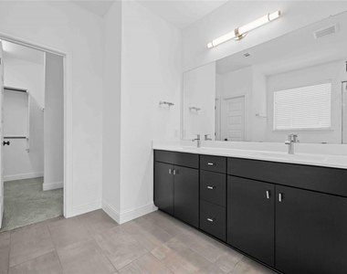 1001 Otello Way - Photo Thumbnail 16