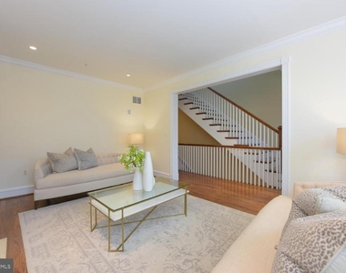 720 Potomac Street - Photo Thumbnail 17