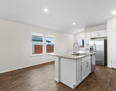 133 Frogmore Loop - Photo Thumbnail 4