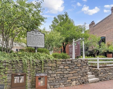 718 S Washington Street - Photo Thumbnail 15