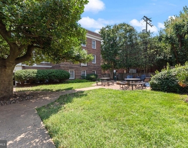 718 S Washington Street - Photo Thumbnail 17