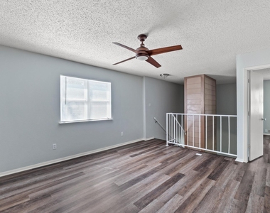 11809 Eubank Dr - Photo Thumbnail 14