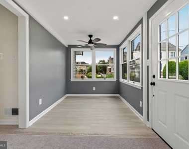 1801 S Glebe Road - Photo Thumbnail 2