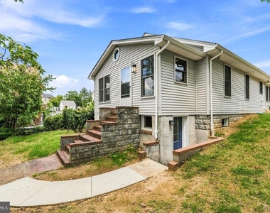 1801 S Glebe Road - Photo Thumbnail 35