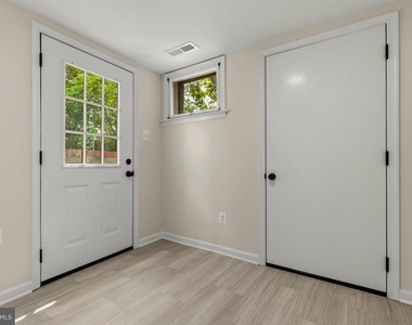 1801 S Glebe Road - Photo Thumbnail 34